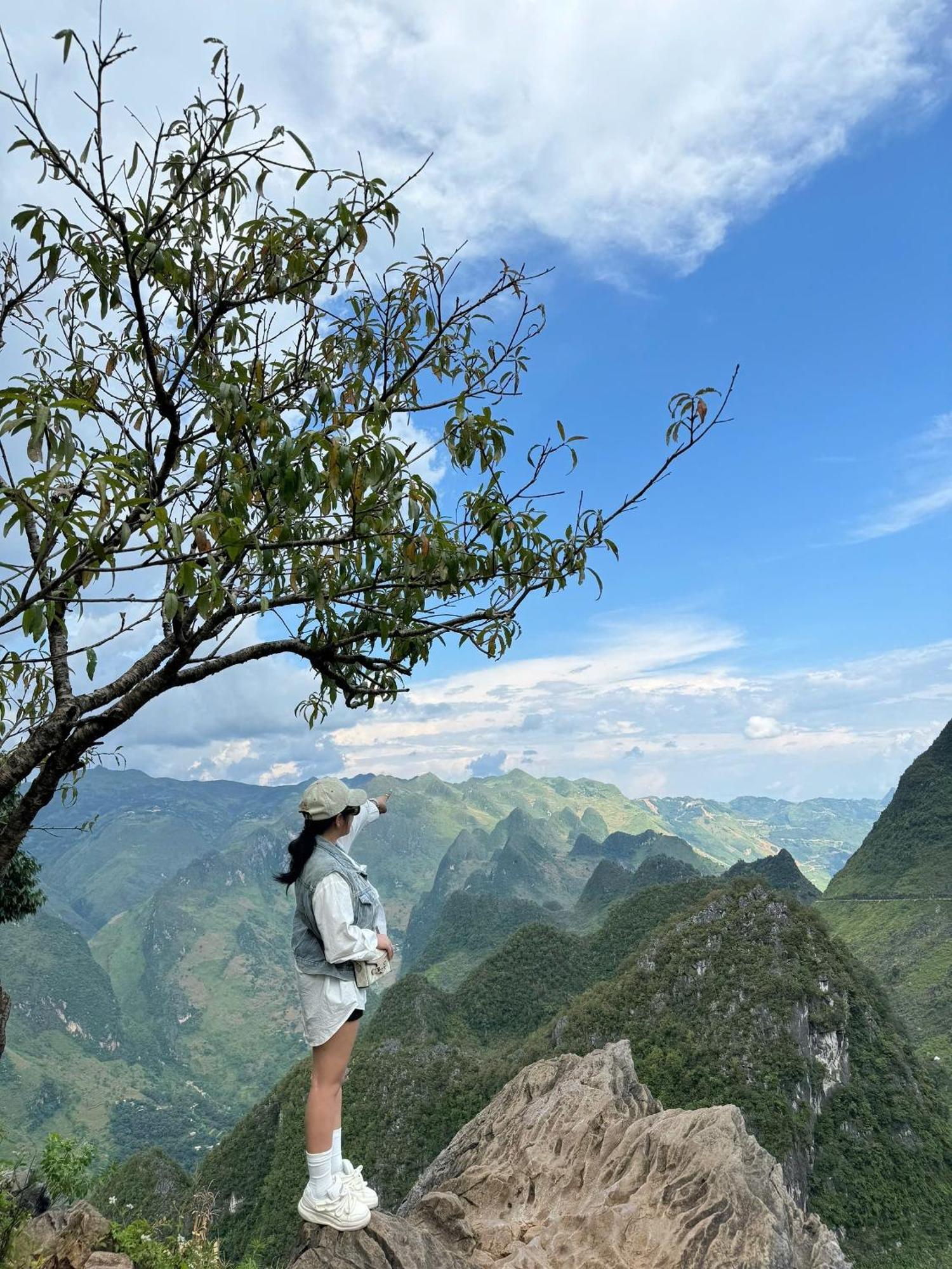 Cao Nguyen Da Homestay Meo Vac Luaran gambar