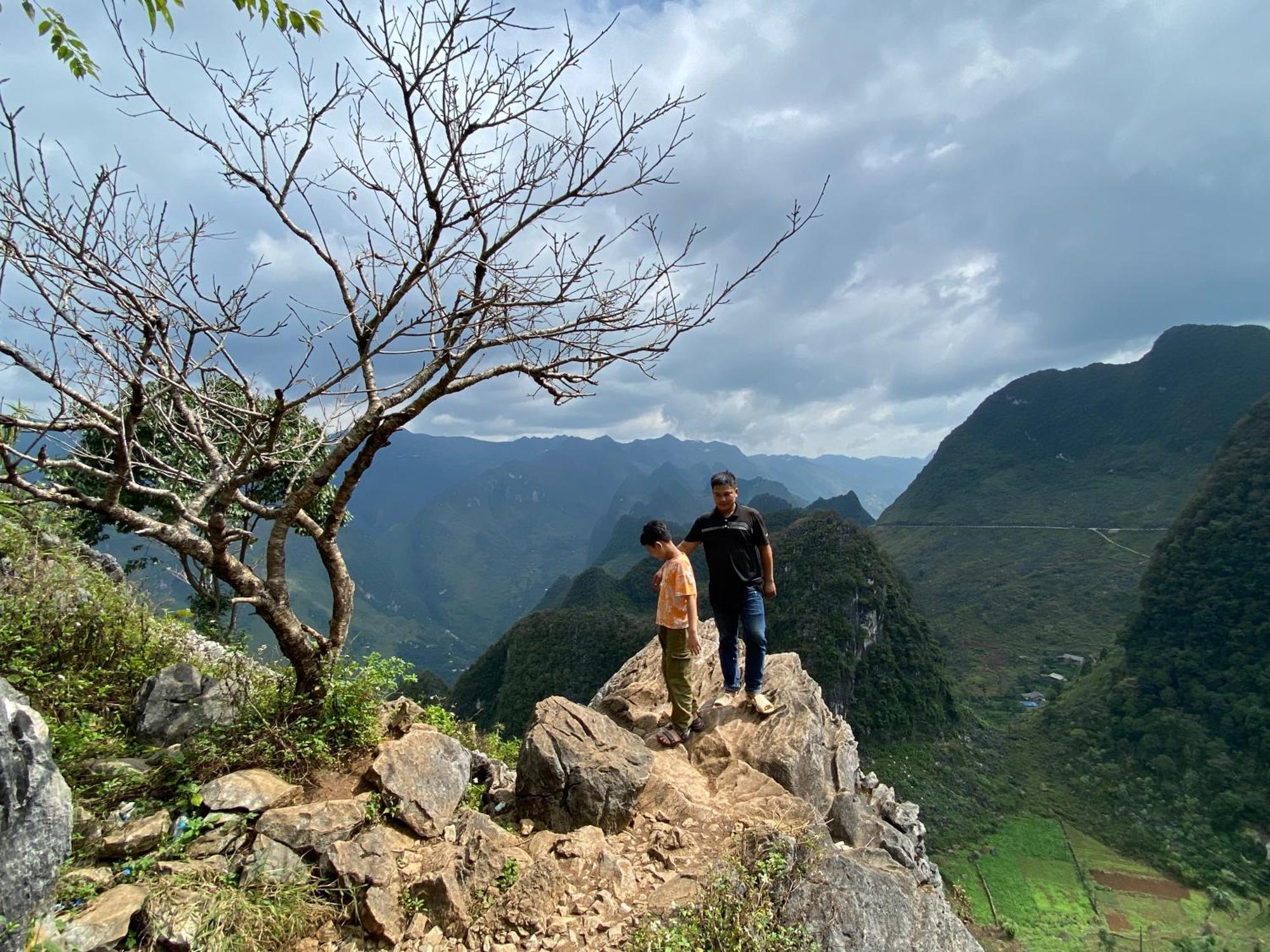 Cao Nguyen Da Homestay Meo Vac Luaran gambar