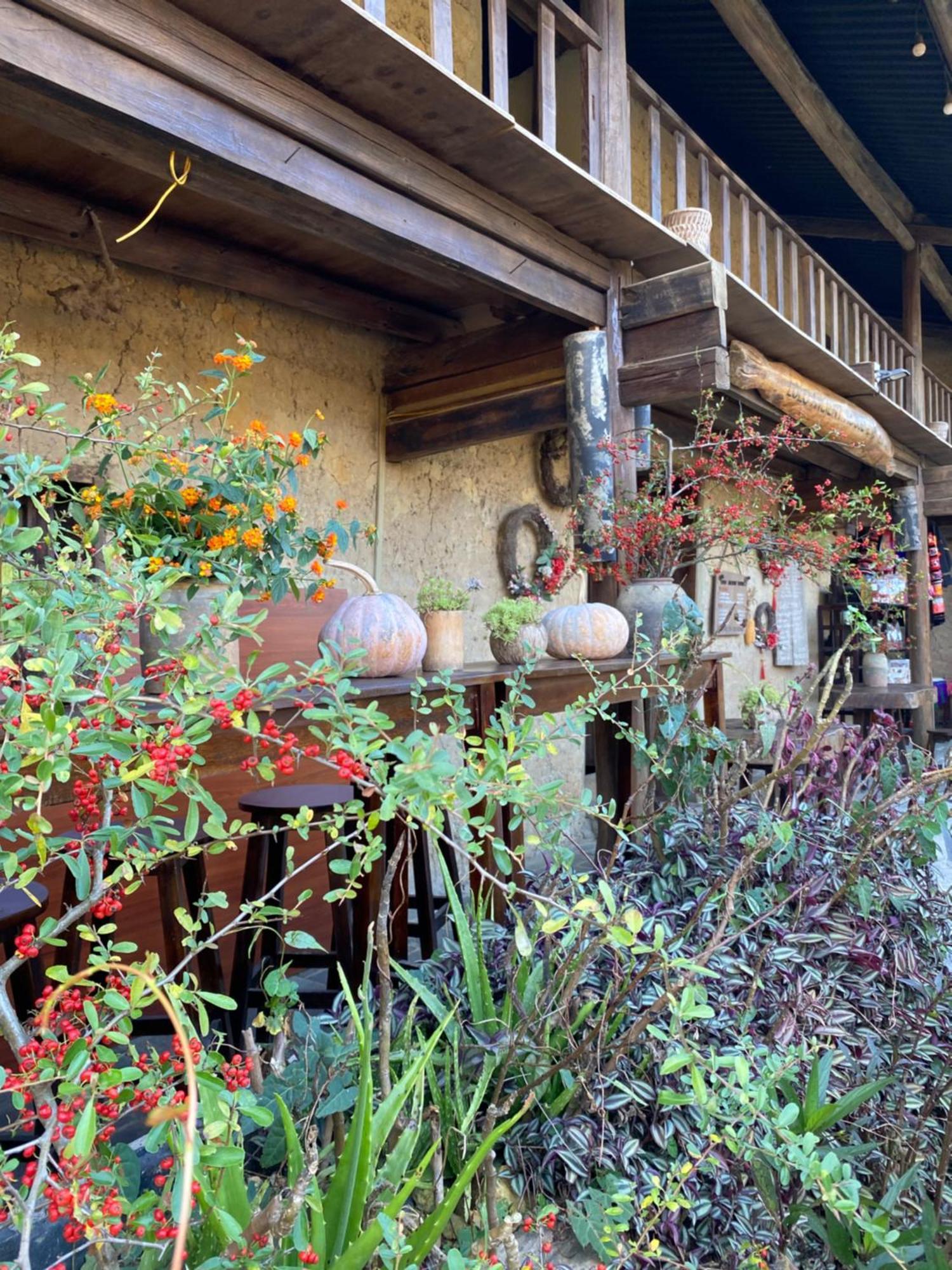 Cao Nguyen Da Homestay Meo Vac Luaran gambar